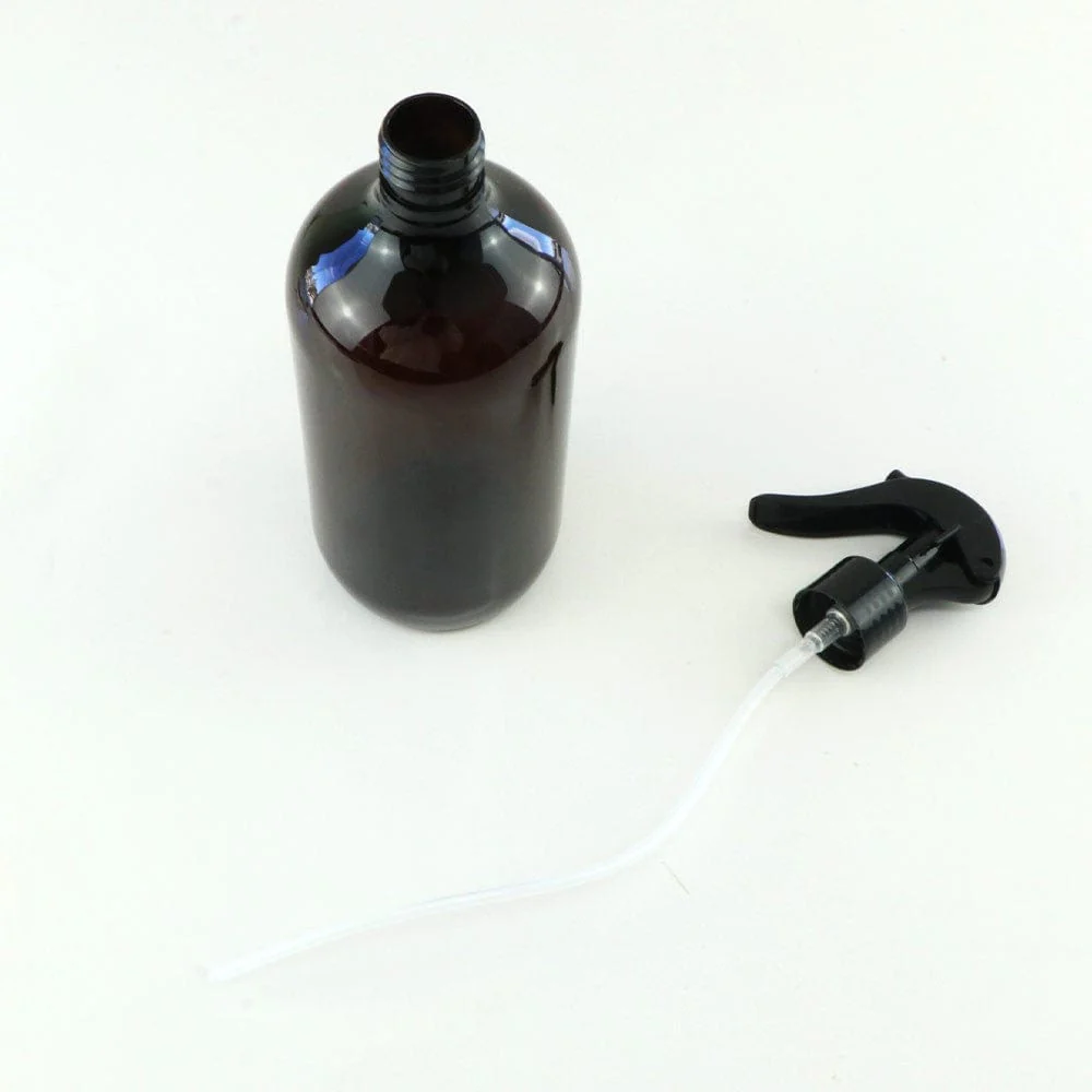 Amber PET Plastic Bottle with Black Trigger Spray - 500ml - Image 2