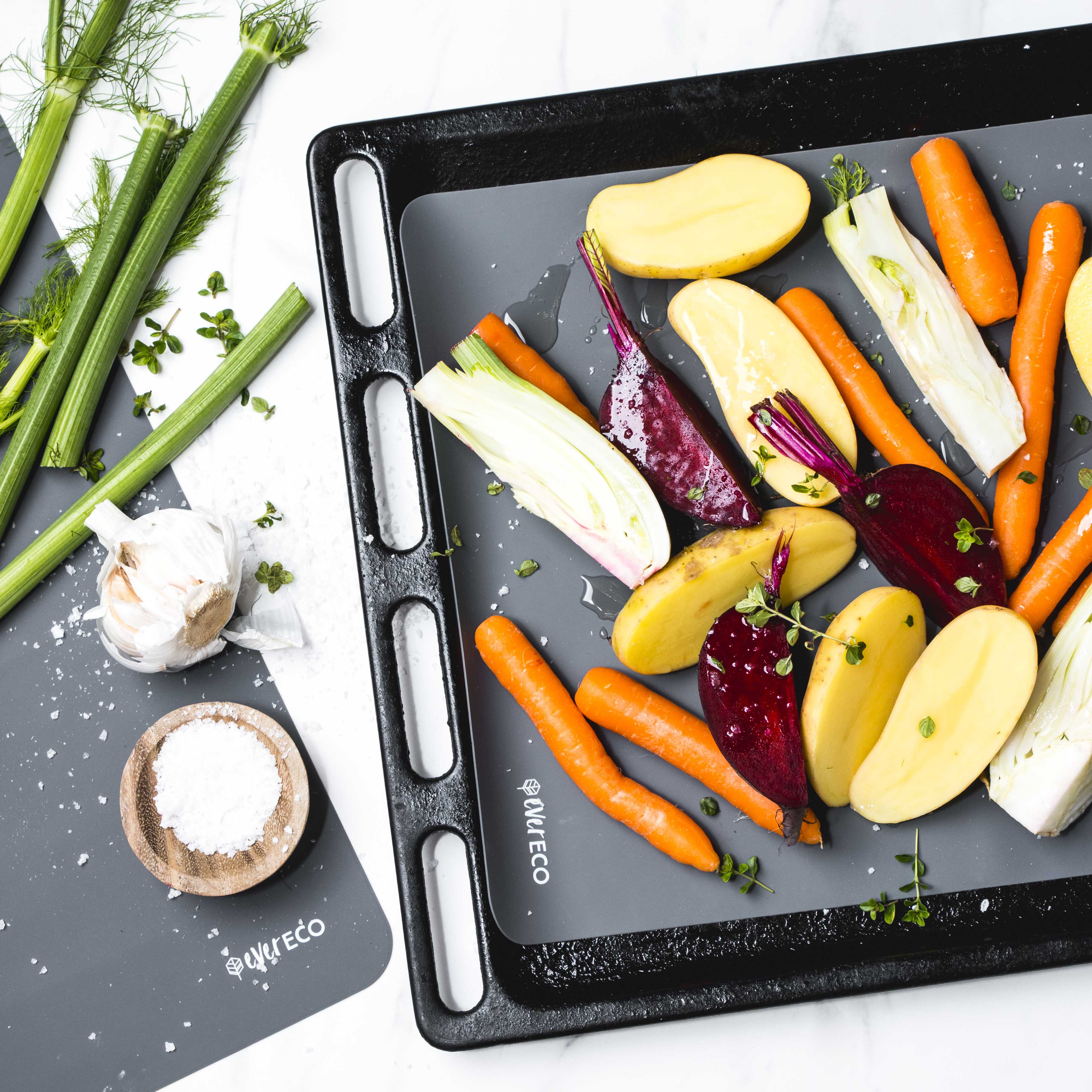 Ever Eco Reusable Silicone Baking Mats - Image 2