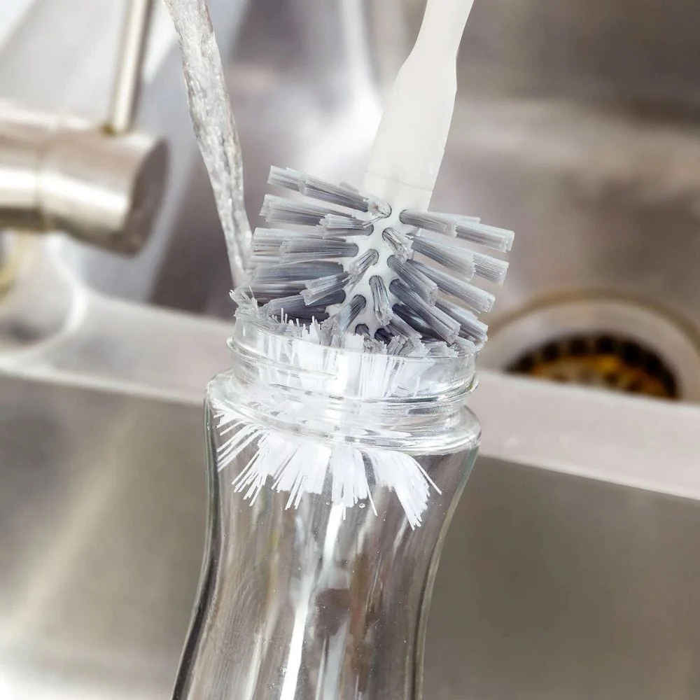 Full Circle Clean Reach Bottle Brush - White - Image 3