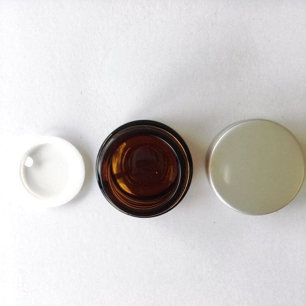 Amber Glass Jar with  Black Lid - 15ml - Image 2