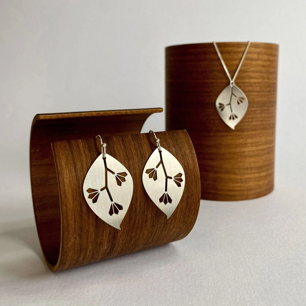 Go Do Good Hook Earrings - Gum Leaf - Image 5