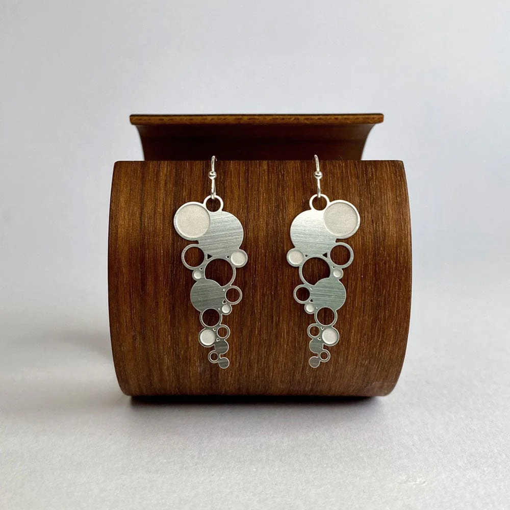 Go Do Good Hook Earrings - Pearls of Wisdom