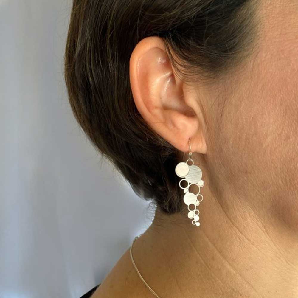 Go Do Good Hook Earrings - Pearls of Wisdom - Image 2