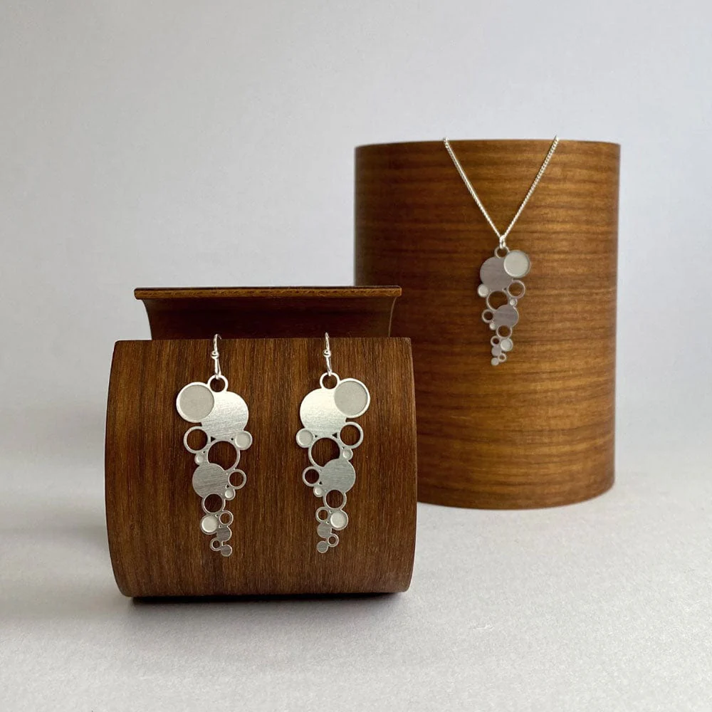 Go Do Good Hook Earrings - Pearls of Wisdom - Image 5