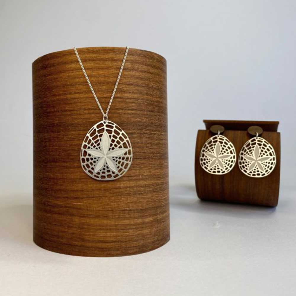 Go Do Good Stud Earrings - Sand Dollar - Image 5