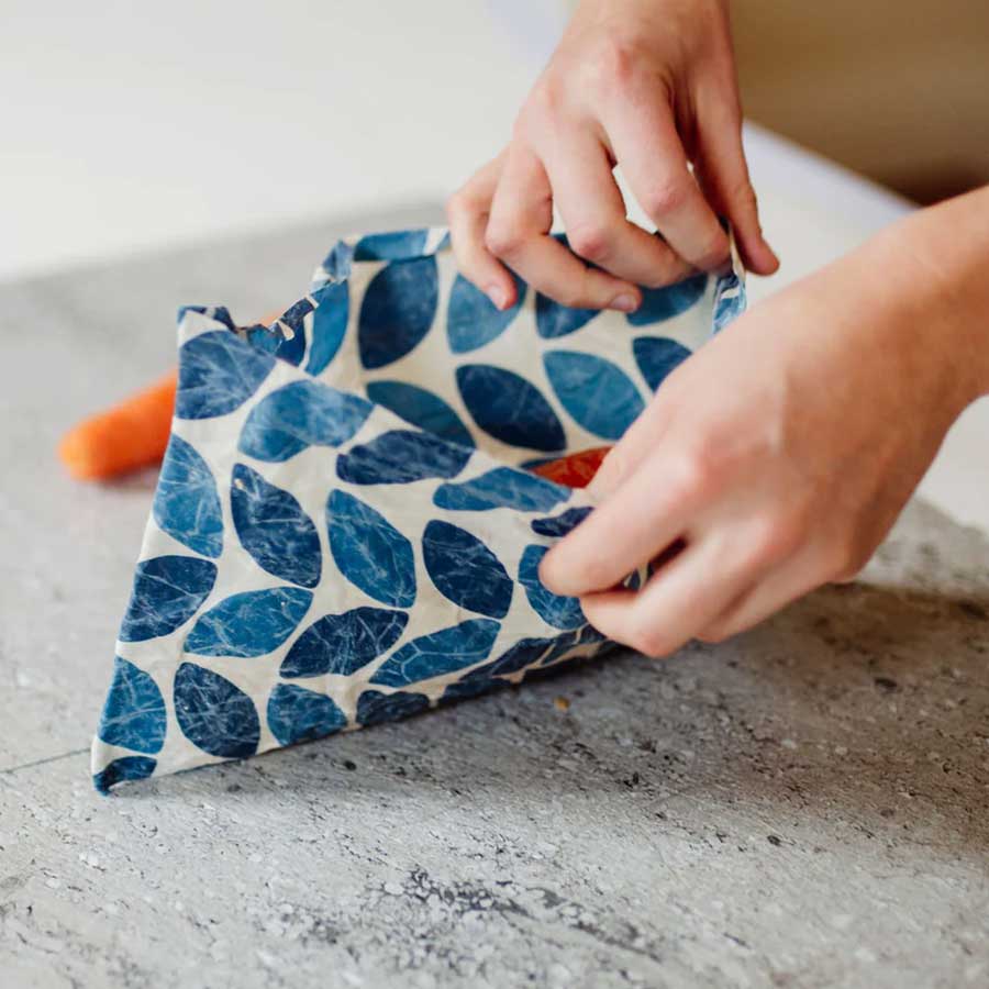 Honeybee Beeswax Food Wraps - Twin Set Large (34cm x 35cm) - Image 2