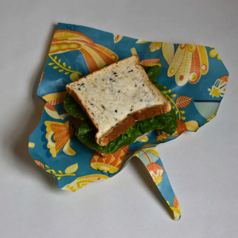 Honeybee Beeswax Sandwich Wrap (34cm x 35cm) - Image 3