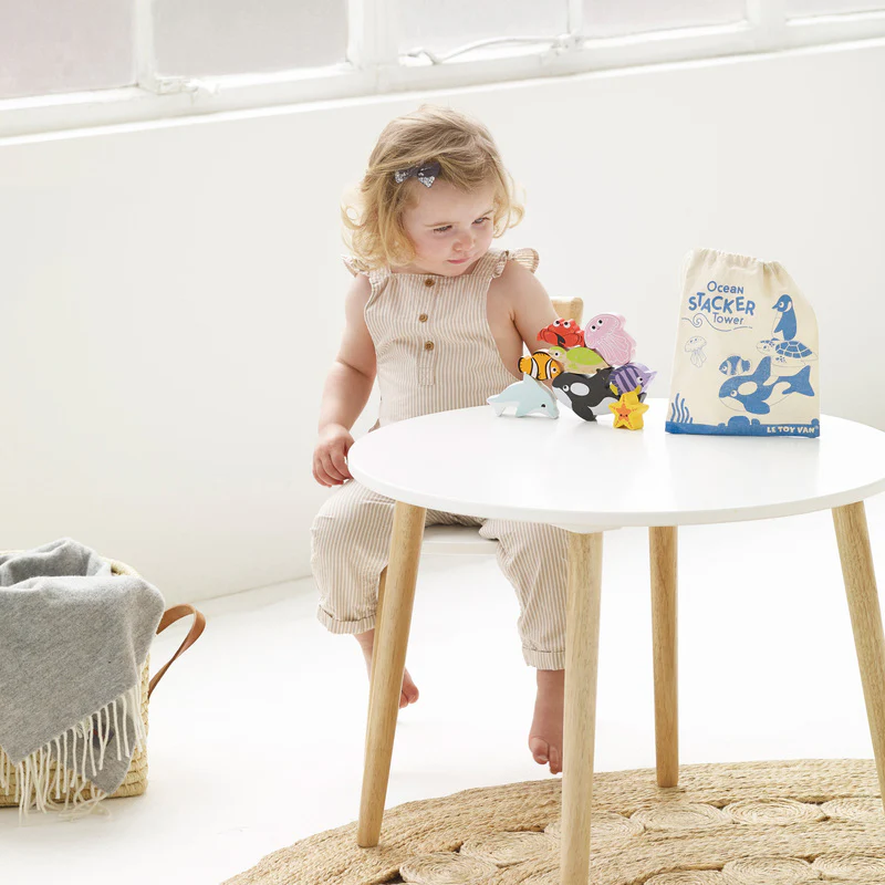 Le Toy Van Petilou Ocean Stacking Animals & Bag - Image 5
