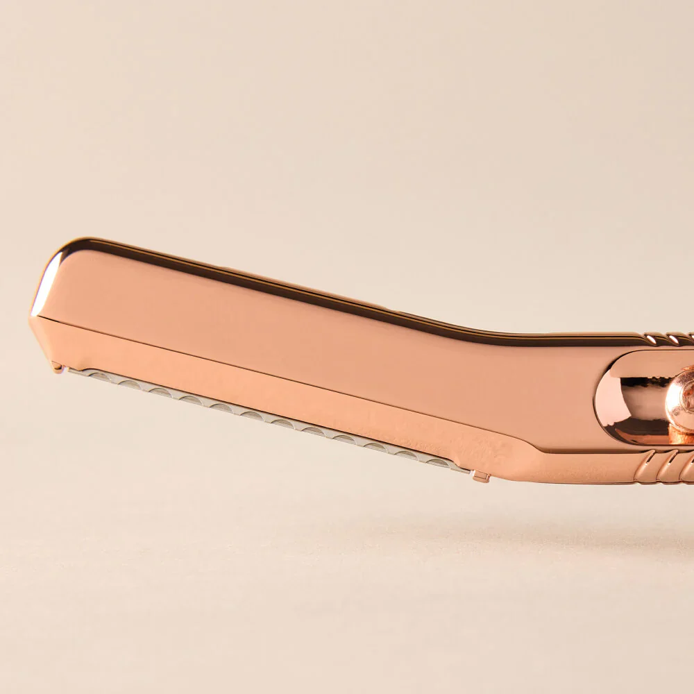Leaf Shave Reusable Dermaplaner - Image 4