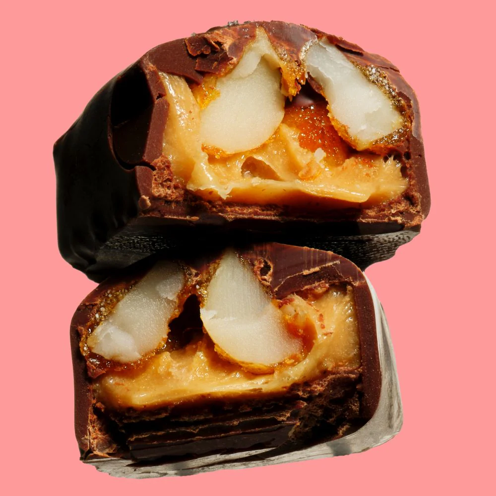 Loco Love Macadamia Maple Vegan Chocolate - Single 35g - Image 2