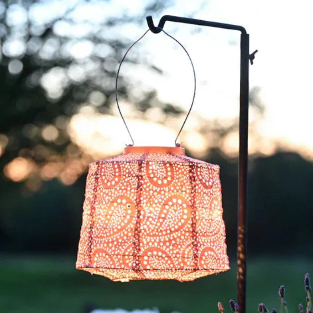 Lumiz Outdoor LED Solar Lantern - Lampshade 20cm - Image 2