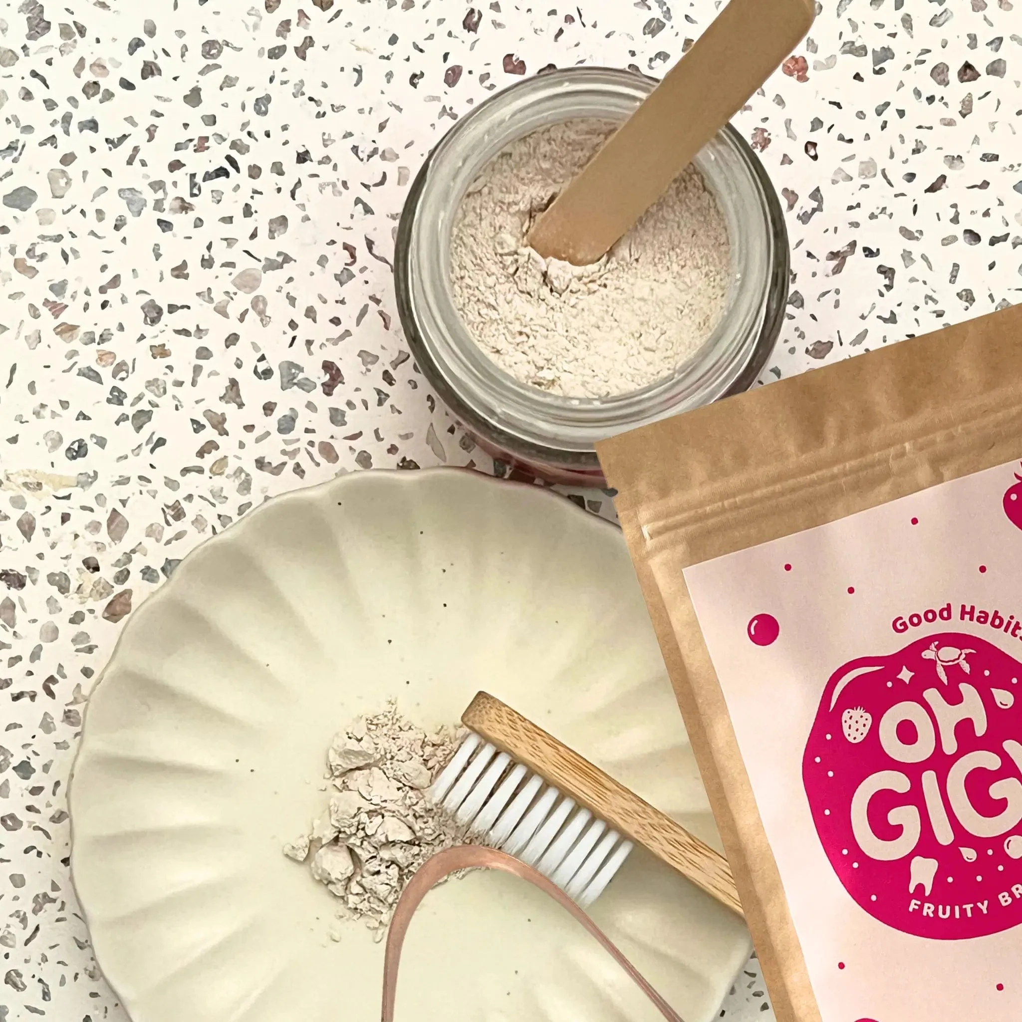OhGiGi Organic Tooth Powder - Fruity Brush - Great for Kids - Image 2