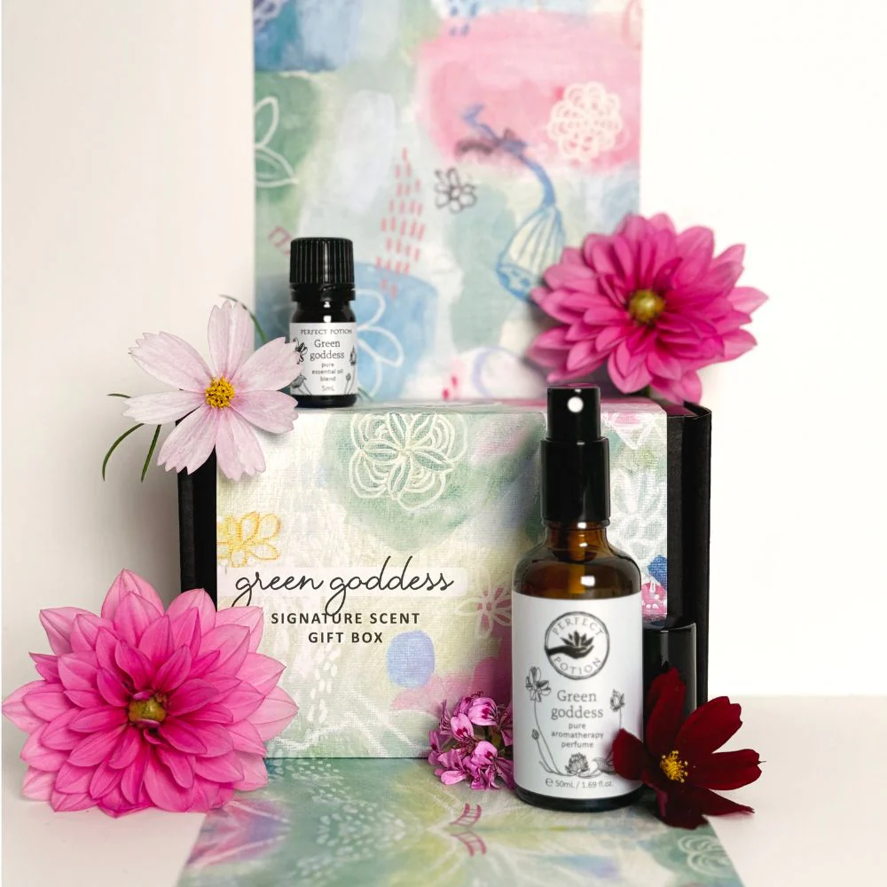Perfect Potion Green Goddess Signature Scent Gift Set - Image 2