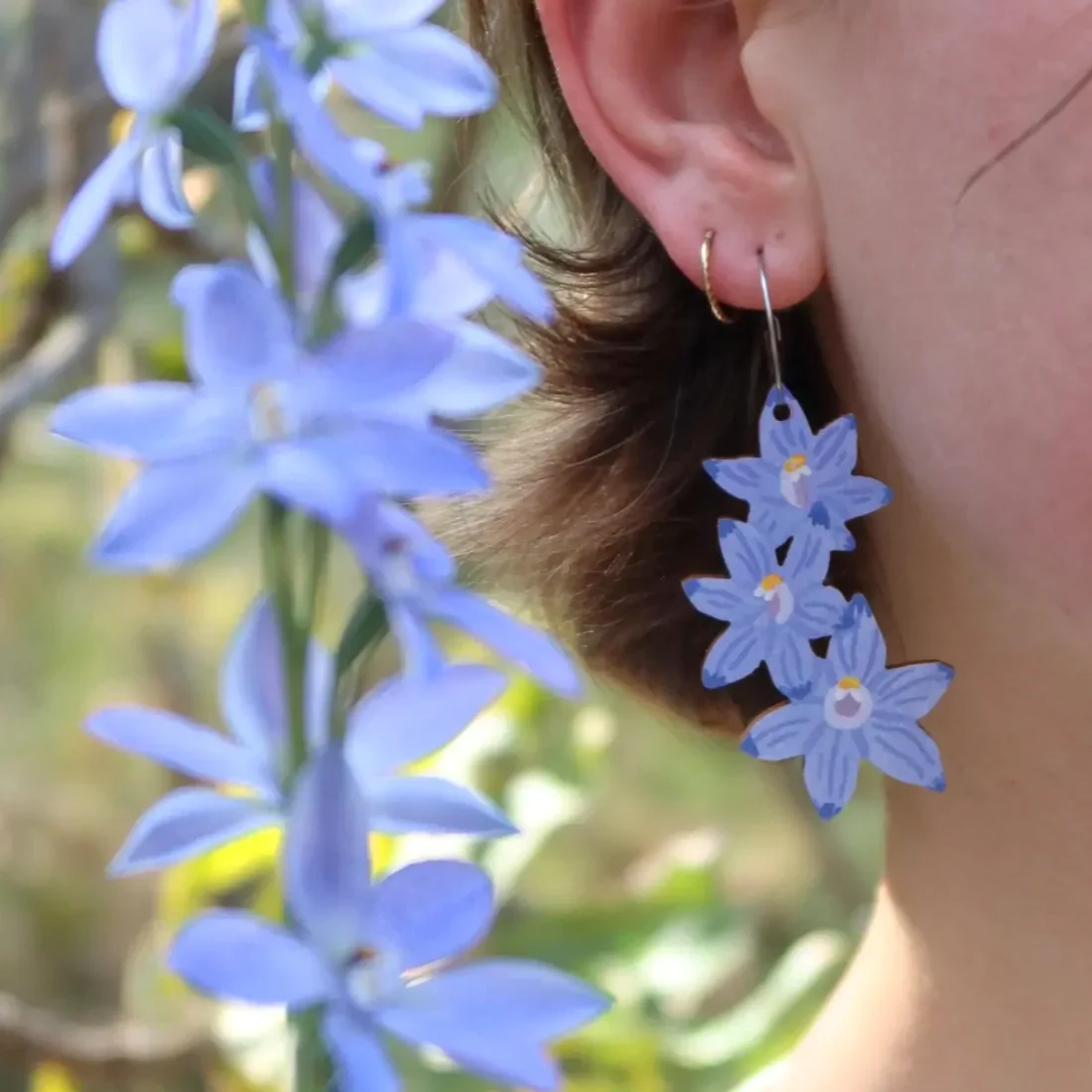 Pixie Nut & Co. Sun Orchid Hoop Earrings - Image 4
