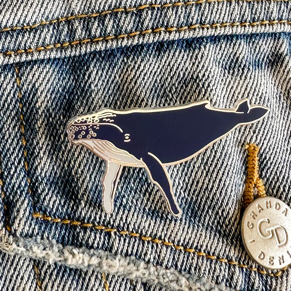 Red Parka Enamel Pin - Humpback Whale - Image 3