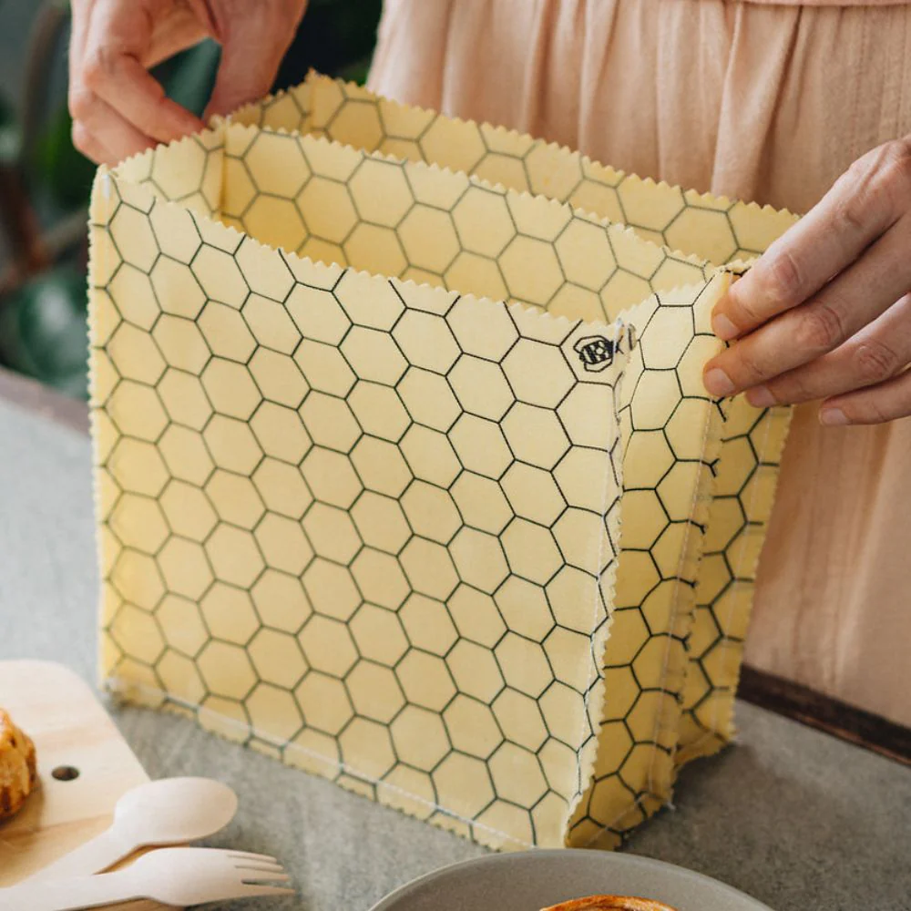SuperBee Beeswax Food Bag - 2 Compartment - Small - Image 3