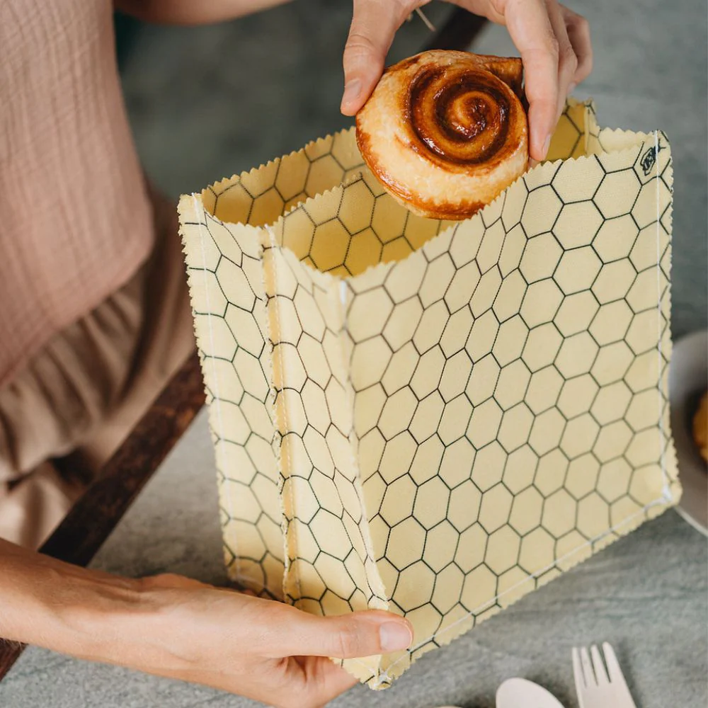 SuperBee Beeswax Food Bag - 2 Compartment - Small - Image 4