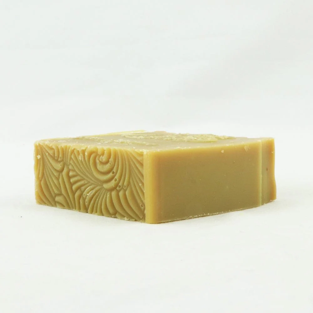 Urthly Organics Pet Shampoo Bar - Image 3
