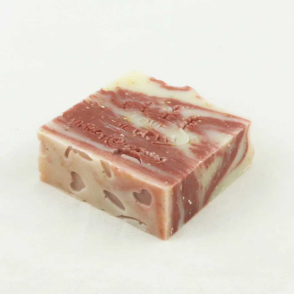 Urthly Organics Soap Bar - Lavender & Oatmeal - Image 4