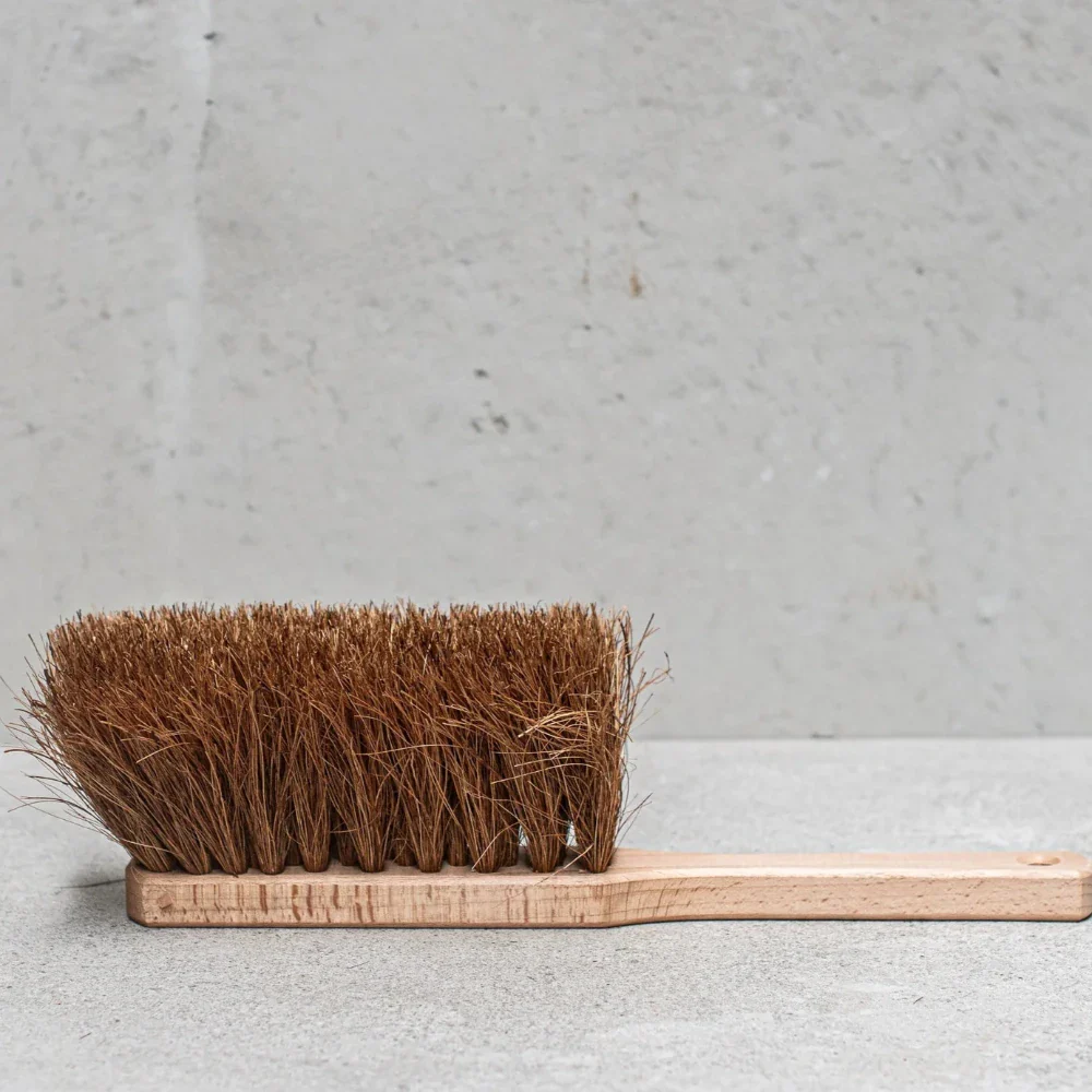 Wooden Coco Fibre Dust Brush - Image 3